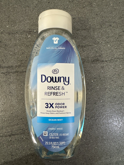 Downy Rinse & Refresh Laundry Fabric Freshner Cool Cotton 754ml