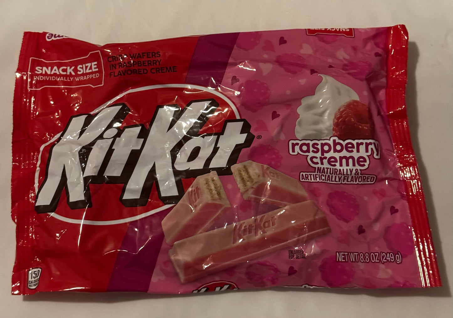 KitKat Raspberry Crème Flavour individually wrapped 249g bag